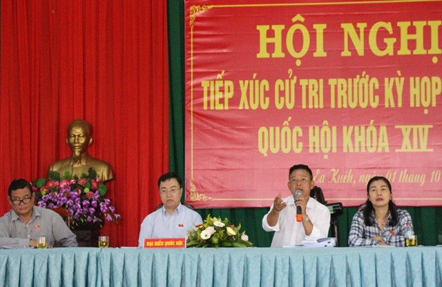 Đoàn Đại biểu Quốc hội tiếp xúc cử tri tại huyện Cư M'gar