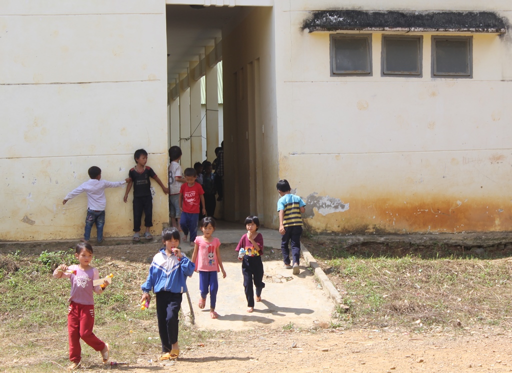 Trường Tiểu học Y Ngông Niê Kdăm hiện chưa được xây dựng sân chơi