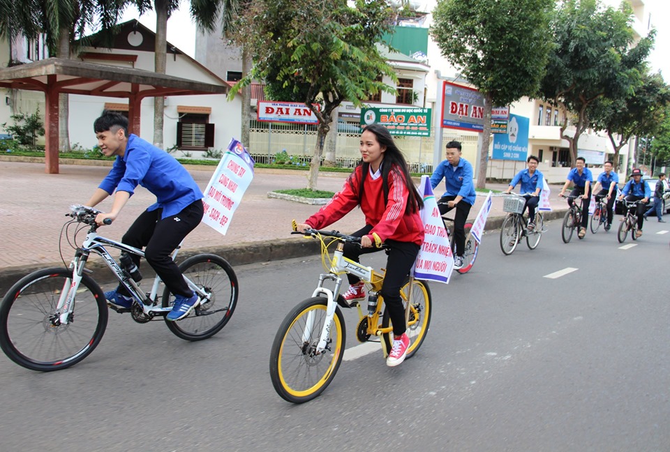 diễu hành tuyên truyền