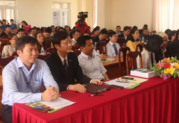 Các đại biểu tham dự Hội thảo.