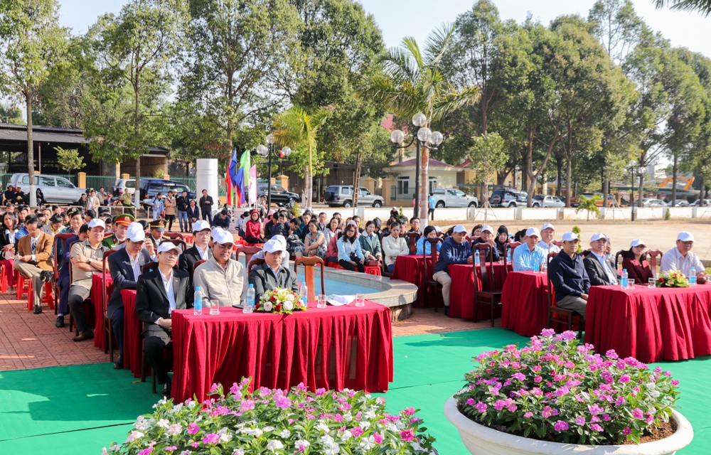 Đại biểu tham dự lễ phát động. Ảnh: Hoàng Gia