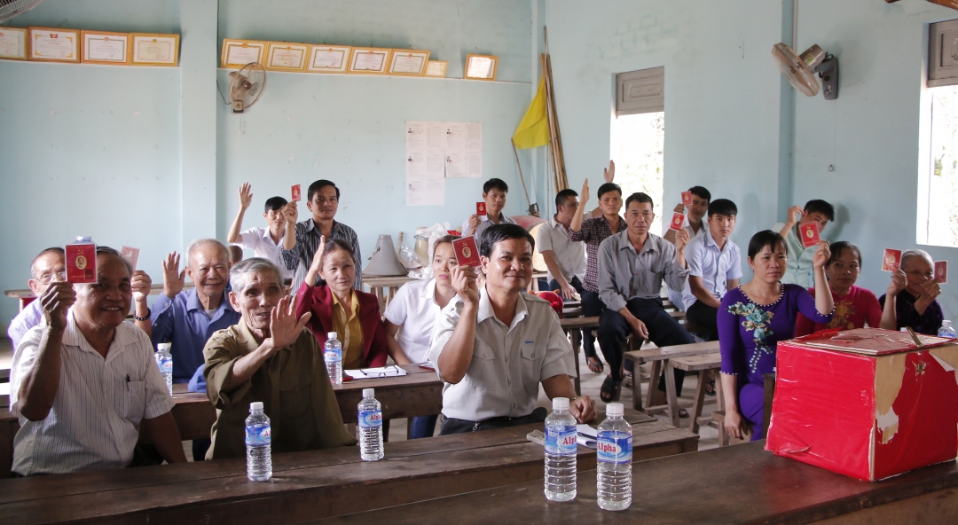 Chi bộ thôn 11, xã Ea Bar tổ chức đại hội đảng nhiệm kỳ 2020-2022. 