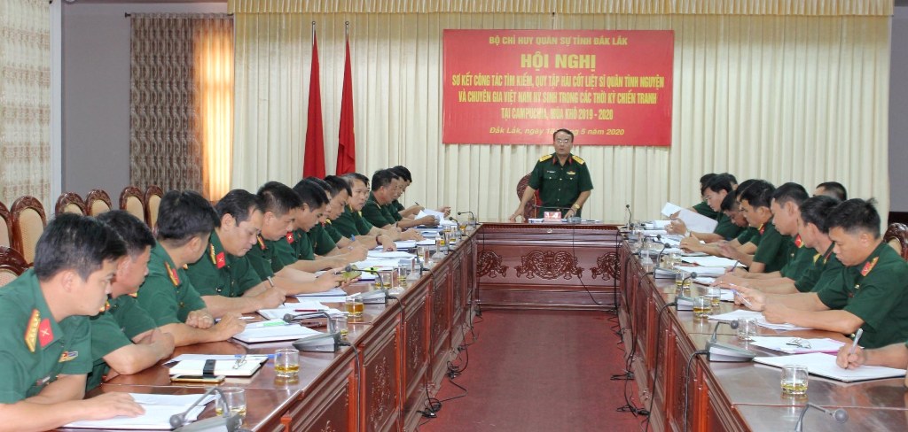 Các đại biểu tham dự hội nghị