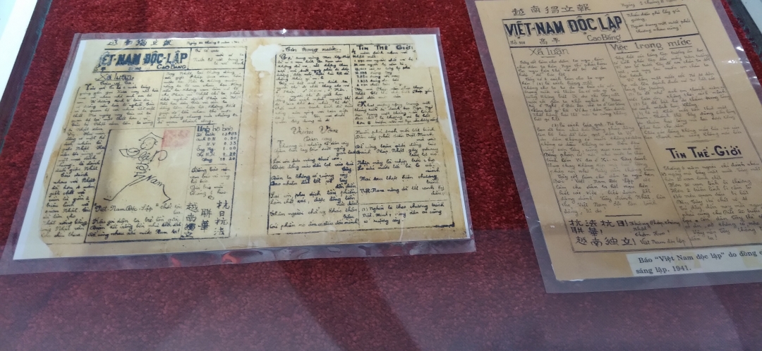 Số đầu tiên Báo Việt Nam Độc Lập trưng bày tại Khu di tích Quốc gia đặc biệt Pác Bó.  