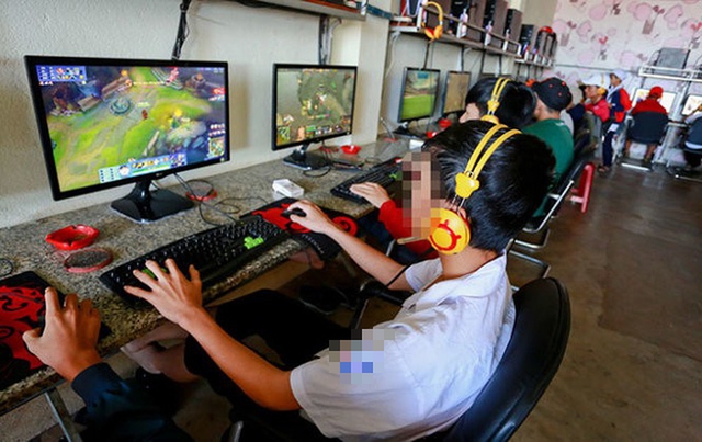 Trẻ nghiện game online khiến mọi chế độ sinh hoạt bị đảo lộn. Ảnh: Internet