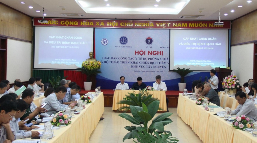Các đại biểu tham dự Hội nghị. 