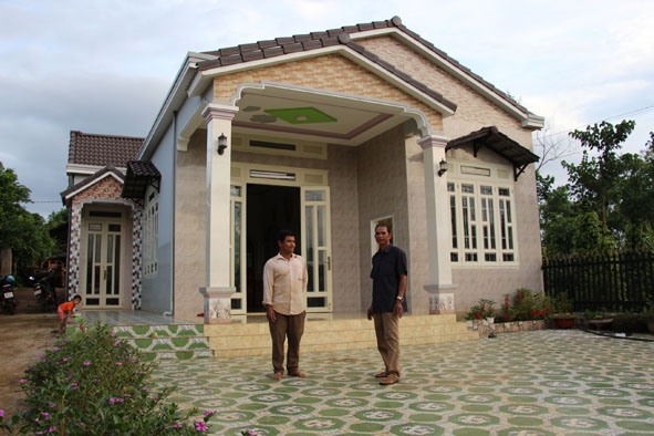 Ngôi nhà mới khang trang của gia đình ông Kana Y Yosia (buôn Kuaih, xã Ea Kênh).