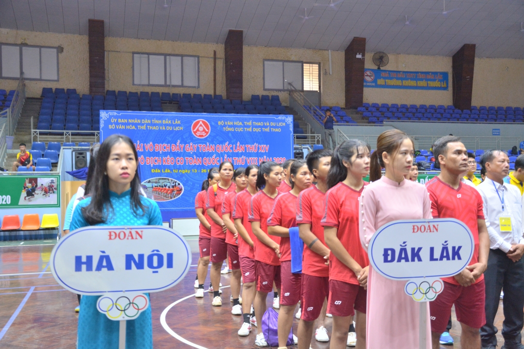 Đoàn chủ nhà Đắk Lắk tranh tài tại giải.