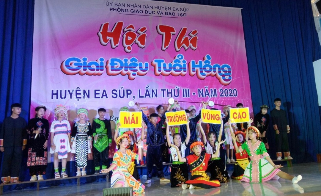 Tiết mục dự thi của đoàn văn nghệ 