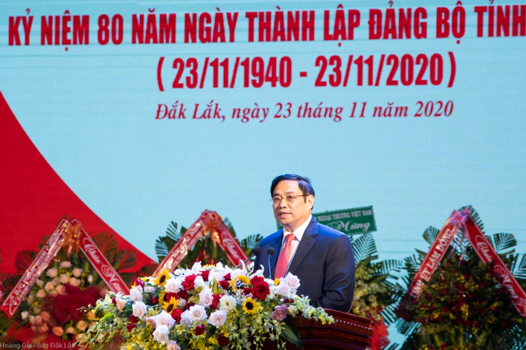 Ủy viên  Bộ Chính trị, Bí thư Trung ương Đảng, Trưởng Ban Tổ chức Trung ương Phạm Minh Chính phát biểu chức mừng Đảng bộ tỉnh Đắk Lắk. Ảnh: Hoàng Gia 