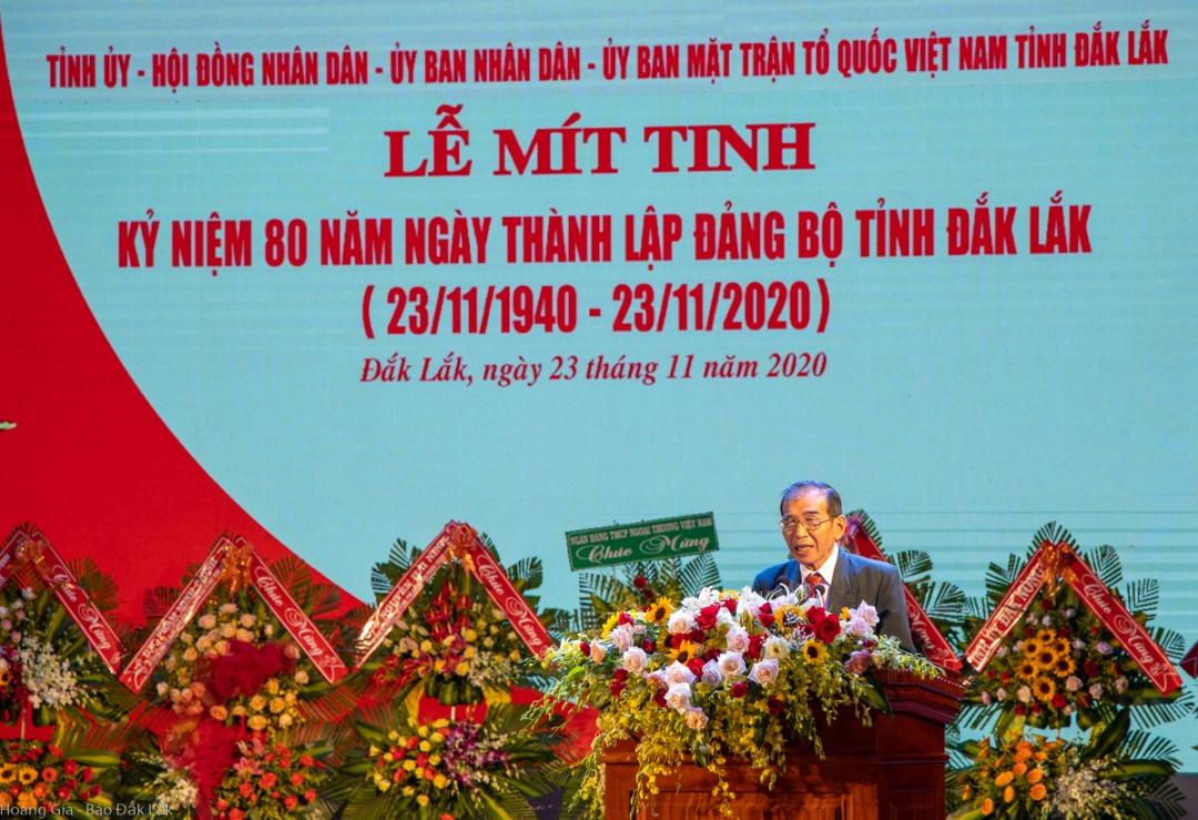Đồng chí Nguyễn An Vinh, nguyên Bí thư Tỉnh ủy (Khóa XII) phát biểu cảm tưởng tại Lễ Mít tinh. Ảnh: H. Gia