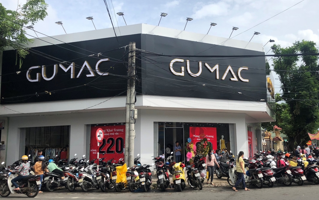 Một cửa hàng thời trang của thương hiệu Gumac.