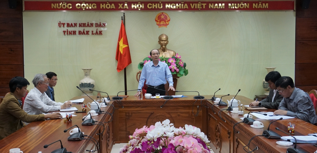 Phó Bí thư Tỉnh ủy, Chủ tịch UBND tỉnh Phạm Ngọc Nghị phát biểu tại cuộc họp.