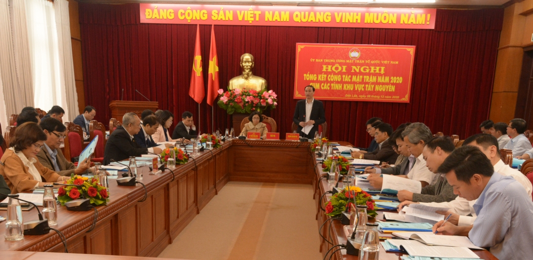 Quang cảnh hội nghị.