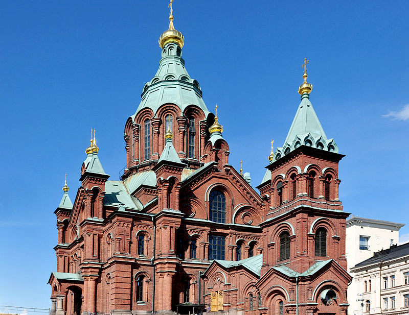 Nhà thờ đỏ Uspenski  là một  kiến trúc mang đậm dấu ấn Nga  ở Helsinki.  