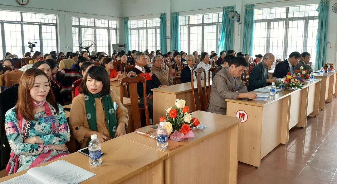 Các đại biểu tham dự đại hội