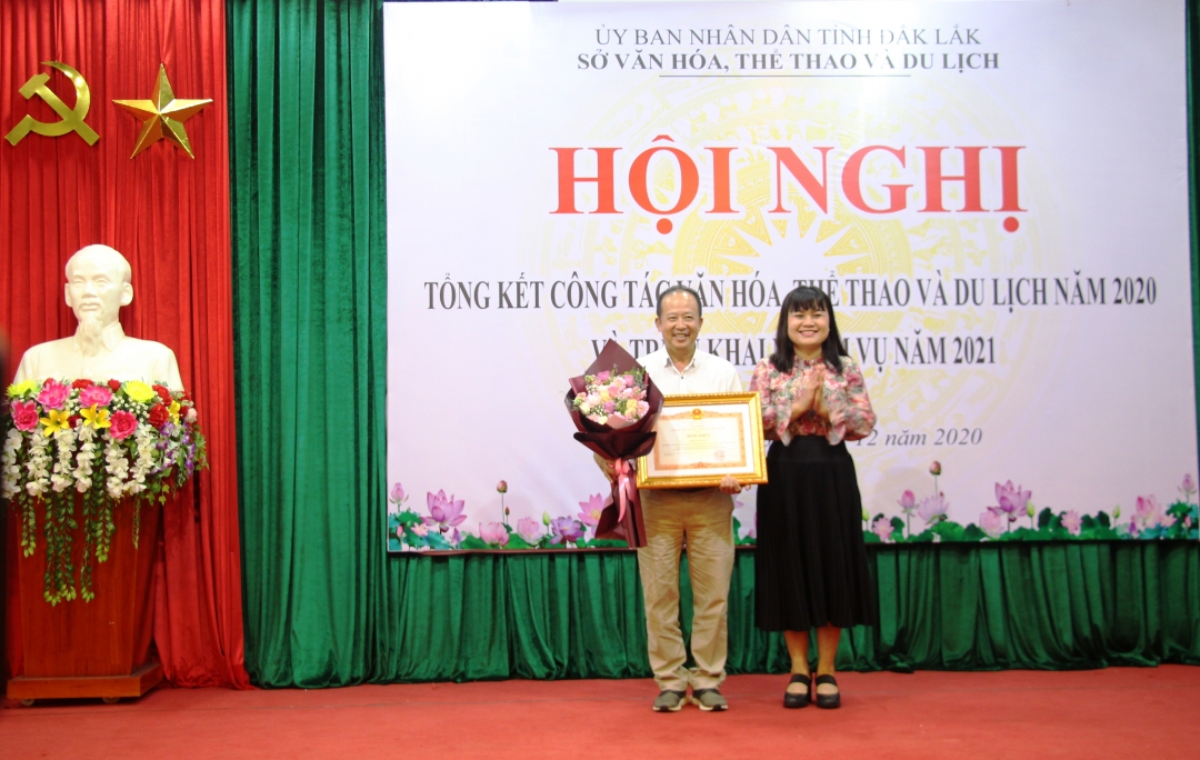 thừa