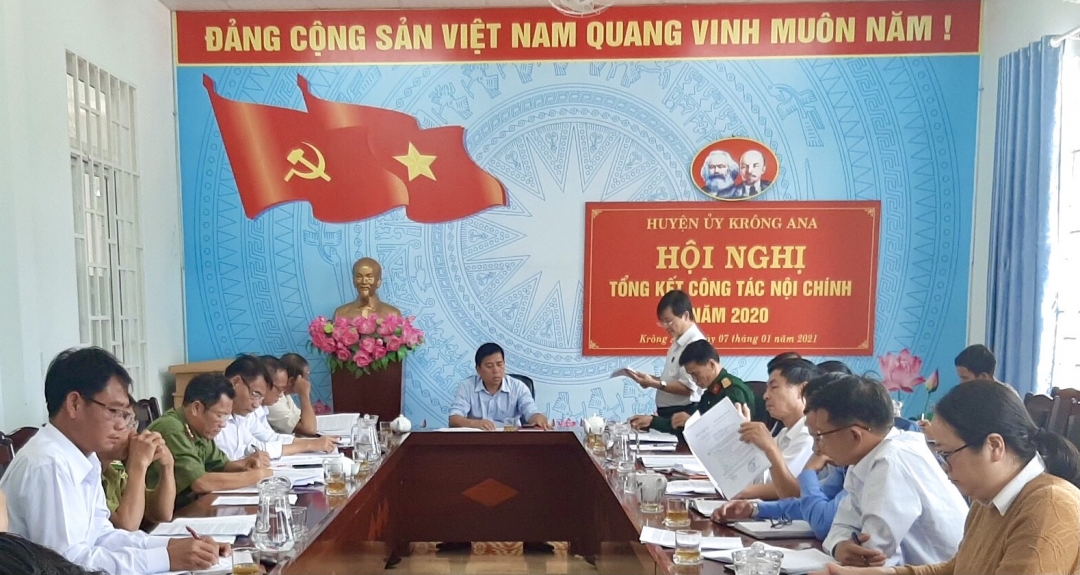 Các đại biểu tham dự hội nghị