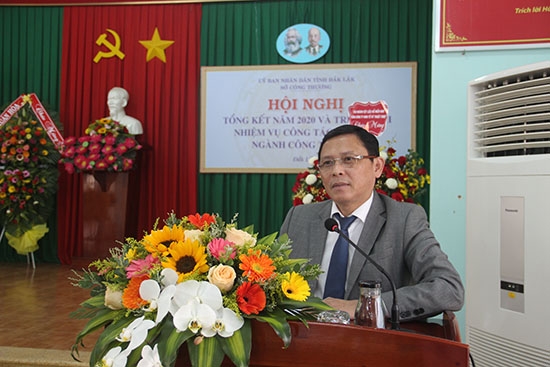  Phó Chủ tịch Thường trực UBND tỉnh Nguyễn Tuấn Hà phát biểu tại Hội nghị