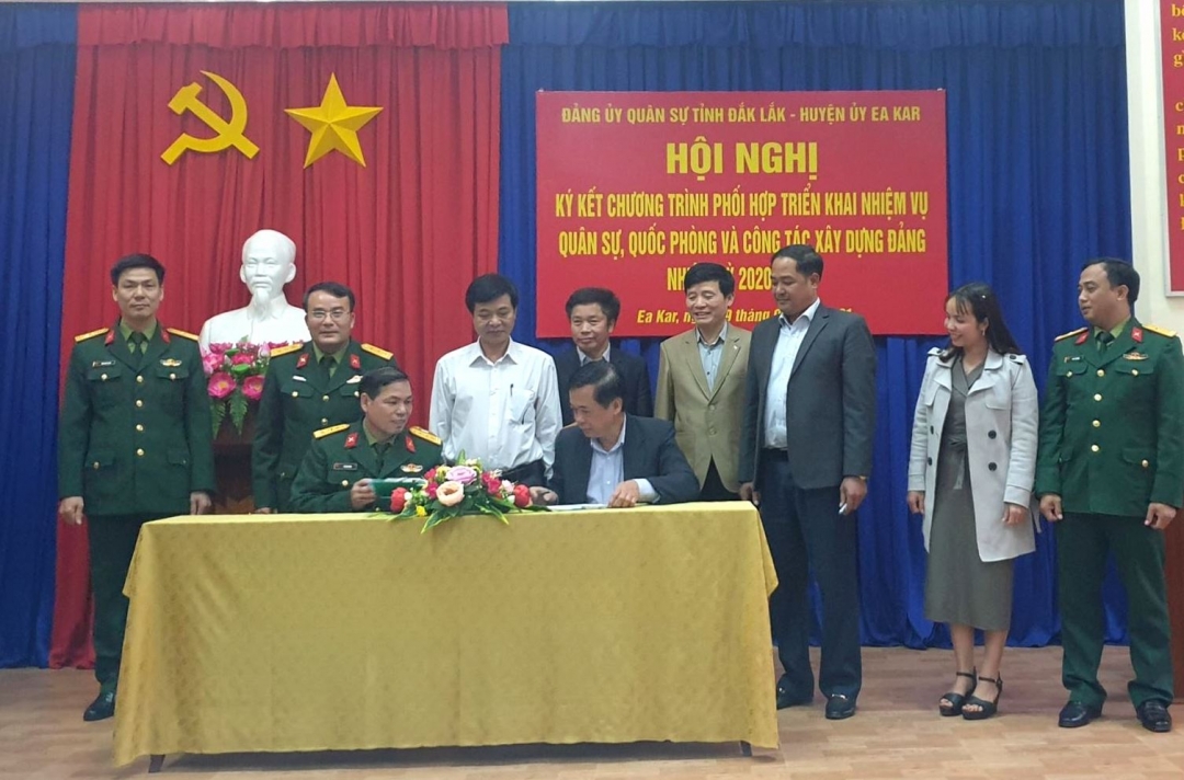 Ký kết triển khai nhiệm vụ quân sự, quốc phòng nhiệm kỳ 2020 - 2025