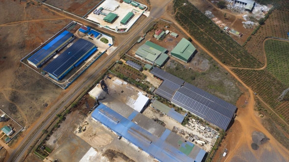 Các công trình điện mặt trời mái nhà tại Cụm công nghiệp Buôn Hồ.  