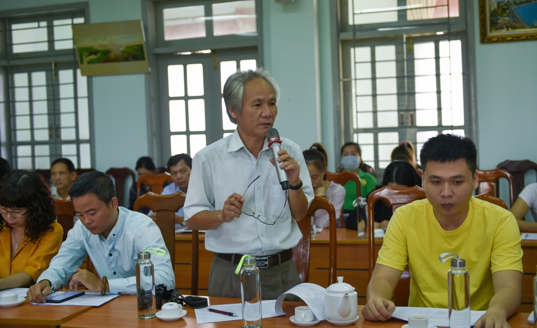 Phóng viên báo chí góp ý góp ý chương trình kích cầu du lịch Đắk Lắk