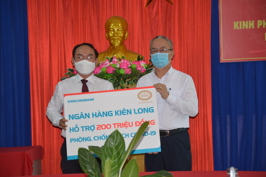 Kiên Long Bank ủng hộ 200 triệu đồng.