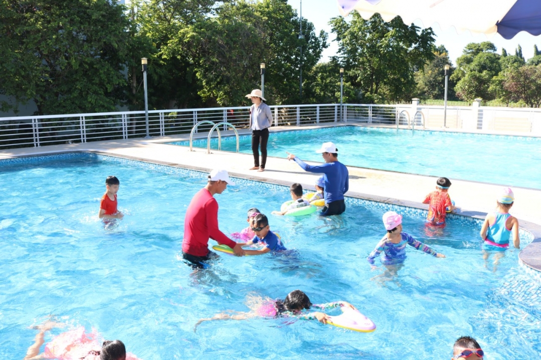 Bơi lội được Trường Tiểu học Nguyễn Khuyến (TP. Buôn Ma Thuột) 