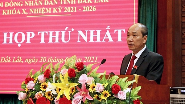 Chủ tịch tỉnh Đắk Lắk Phạm Ngọc Nghị phát biểu nhận nhiệm vụ.