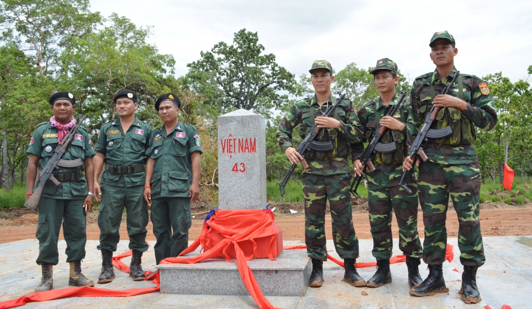 Bộ đội Biên phòng Đắk Lắk cùng lực lượng bảo vệ biên giới Campuchia xây dựng mối quan hệ đoàn kết, hữu nghị